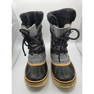 Sorel Black White Houndstooth Fur Lined Waterproof Boots. Ladies Size 5